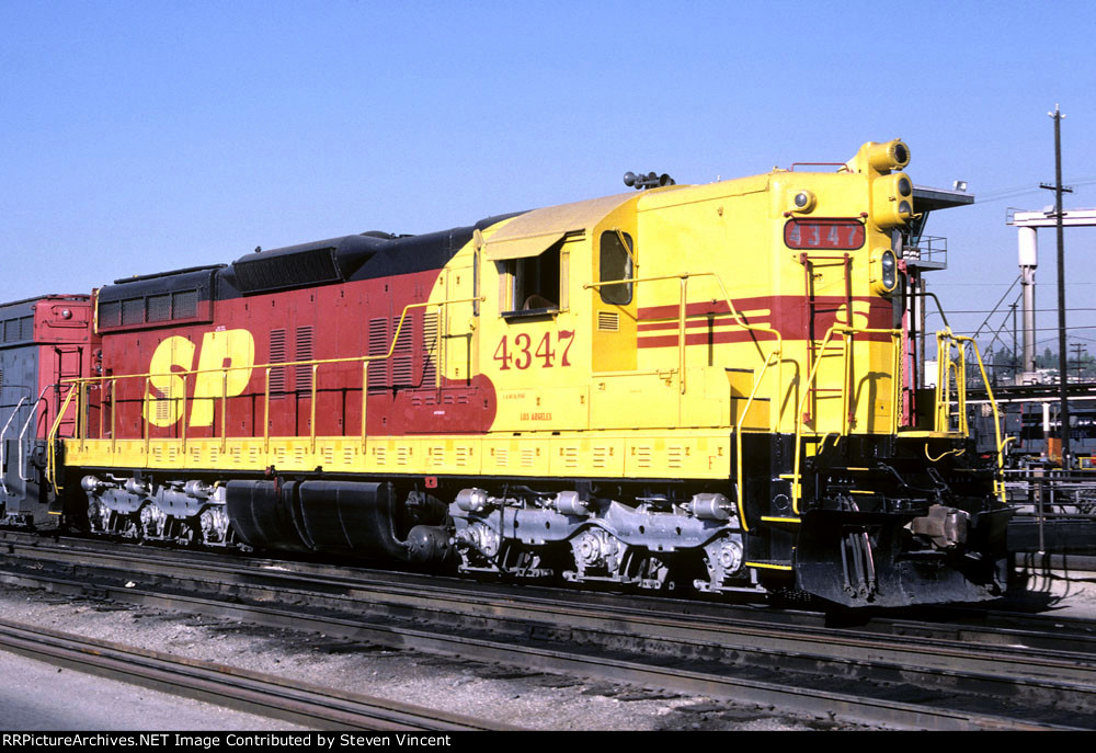 Southern Pacific SD9E #4347 in Kodachrome.